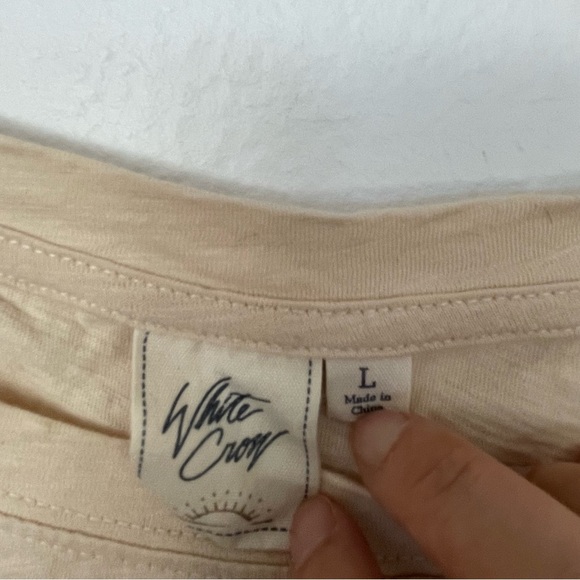 WHITE CROW WOMEN'S BUCK YEAH SEAMED LONG SLEEVE GRAPHIC TEE - Picture 6 of 11